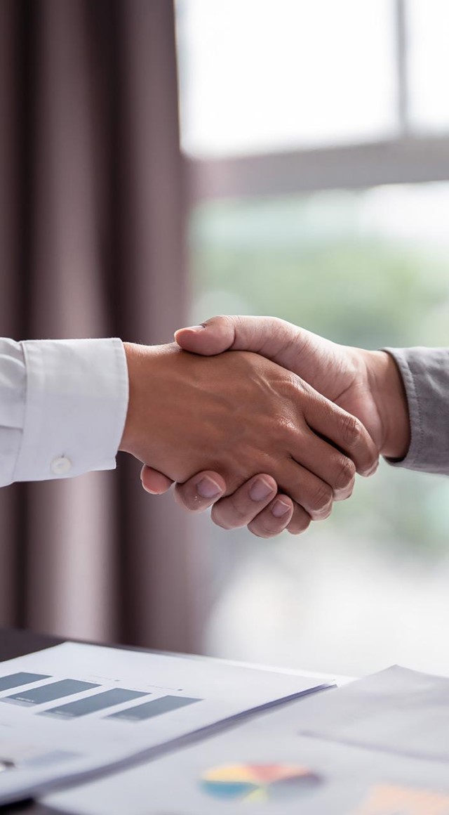 Asegure su negocio con nuestras pólizas para comercios